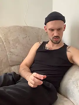 AssHunter4k online show from 02-24-25, 01:21