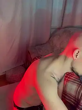 AssHunter4k online show from 03-12-25, 06:00