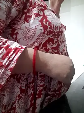 Hot Juicy Candy online show from 12-18-25, 08:53