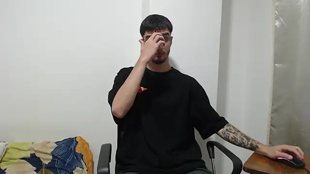 Aleex Miller online show from 10-05-25, 08:12