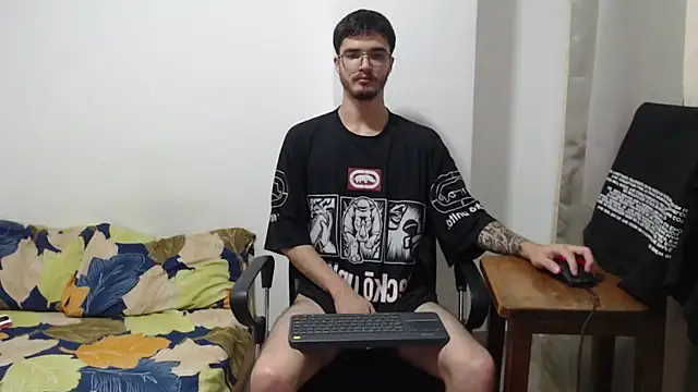 Aleex Miller online show from 10-30-25, 01:51