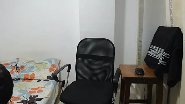 Aleex Miller online show from 11-05-25, 03:50