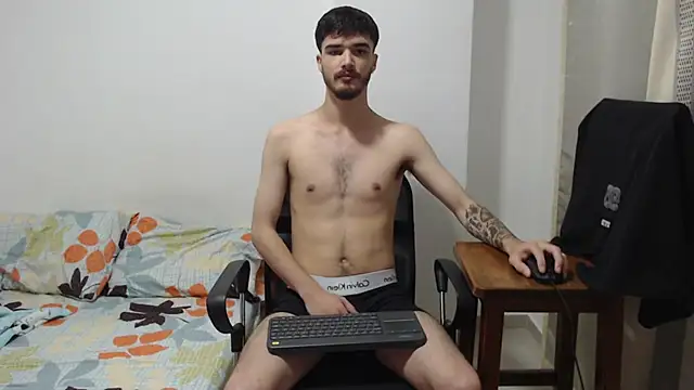 Aleex Miller online show from 11-28-25, 03:31