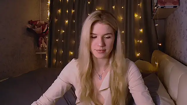 Melissa smith  online show from 10-13-25, 07:14