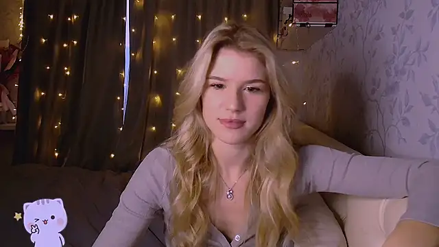 Melissa smith  online show from 10-17-25, 01:46