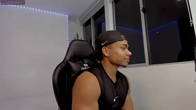 Snapshot of XavierColeman chatting on 04-30-26, 01:23 XavierColeman online show from 04-30-26, 01:23
