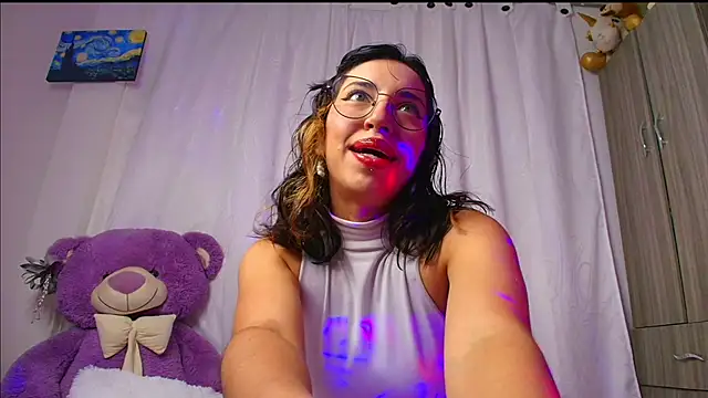 MiaFlamesxxx online show from 09-20-25, 12:44