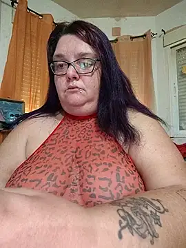 diosacurvy1984 online show from 02-25-26, 10:03