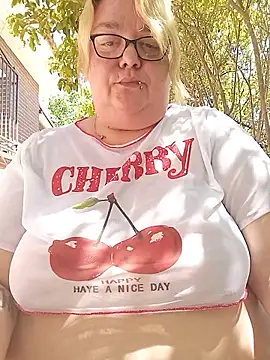 diosacurvy1984 online show from 06-06-26, 11:26