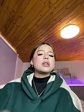 Sofia18 pinkk online show from 03-03-25, 09:05