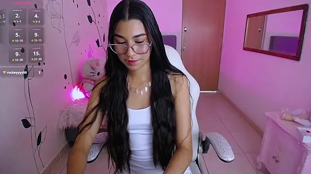 Snapshot of Dana_Paula chatting on 02-07-25, 11:45 Dana Paula online show from 02-07-25, 11:45