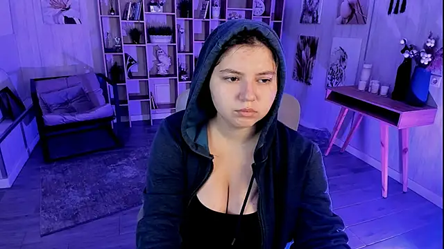 DiaAngell online show from 09-28-25, 07:30