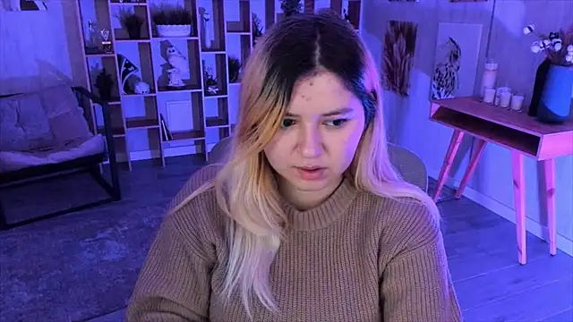 DiaAngell online show from 10-18-25, 07:36