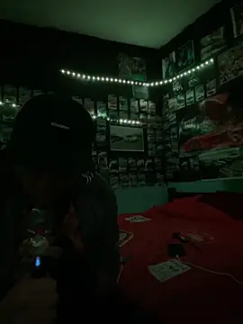 Snapshot of Blade_Ryder666 chatting on 11-12-25, 05:52 Blade Ryder666 online show from 11-12-25, 05:52