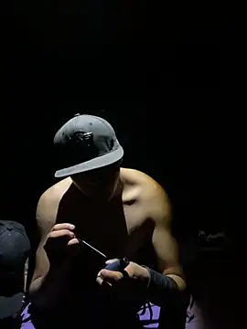 Snapshot of Blade_Ryder666 chatting on 11-20-25, 06:57 Blade Ryder666 online show from 11-20-25, 06:57