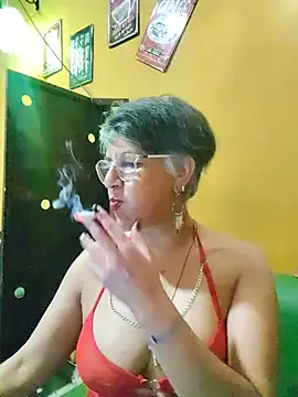 ilonna2025 online show from 05-19-26, 11:44