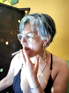 ilonna2025 online show from 06-09-26, 10:43