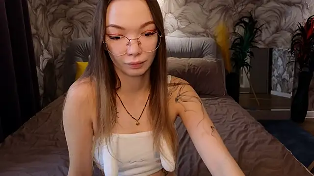 SusannJohnson online show from 09-18-25, 12:23