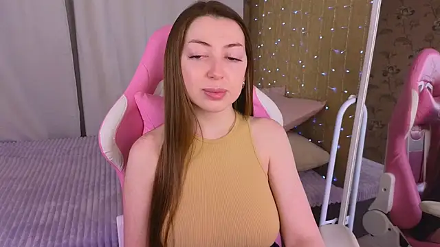 Snapshot of Ann_moon__ chatting on 01-29-25, 12:24 Ann moon online show from 01-29-25, 12:24