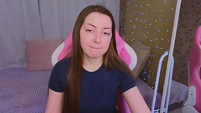 Snapshot of Ann_moon__ chatting on 02-09-25, 12:08 Ann moon online show from 02-09-25, 12:08