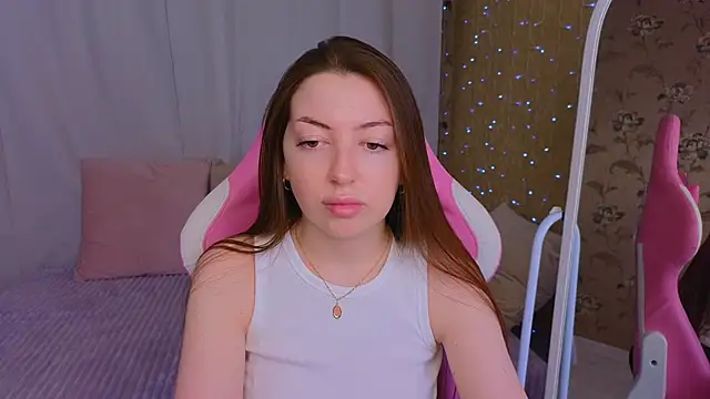 Snapshot of Ann_moon__ chatting on 02-24-25, 12:05 Ann moon online show from 02-24-25, 12:05