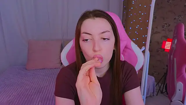 Snapshot of Ann_moon__ chatting on 03-13-25, 05:07 Ann moon online show from 03-13-25, 05:07