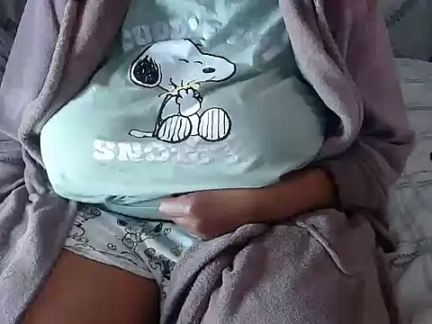 BUBBLYBUNNYxx online show from 10-19-25, 06:19