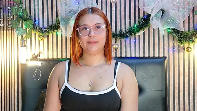 Sophie new25 online show from 11-29-25, 01:03