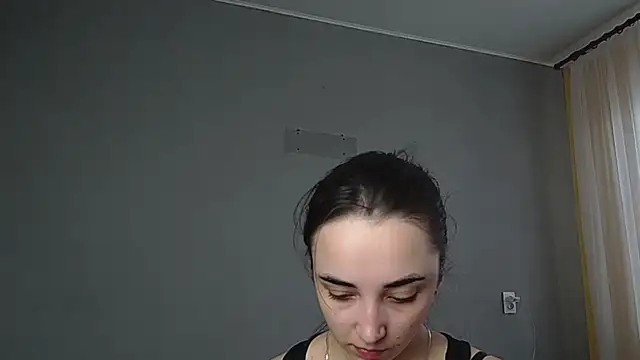 Eva Gloryy online show from 03-24-26, 09:58