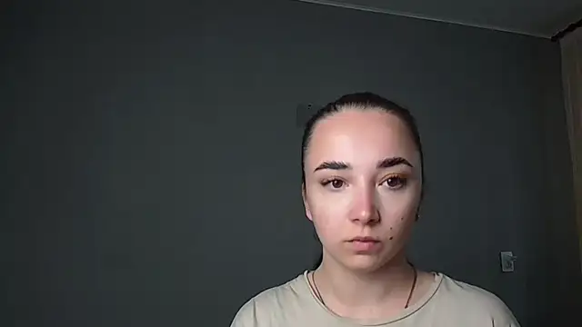 Snapshot of Eva_Gloryy chatting on 05-14-26, 06:31 Eva Gloryy online show from 05-14-26, 06:31