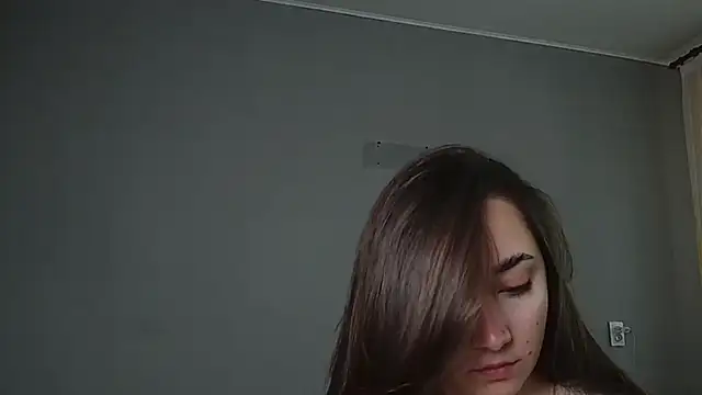Snapshot of Eva_Gloryy chatting on 05-15-26, 10:11 Eva Gloryy online show from 05-15-26, 10:11