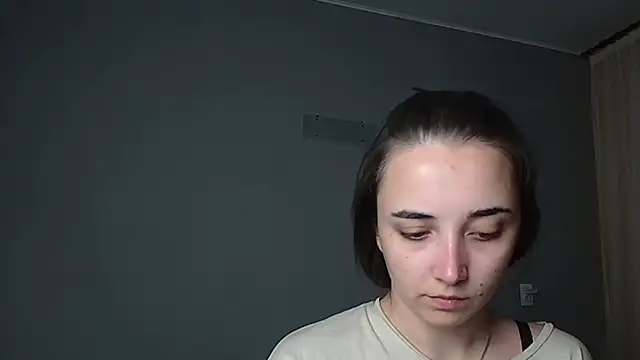 Snapshot of Eva_Gloryy chatting on 05-15-26, 10:28 Eva Gloryy online show from 05-15-26, 10:28