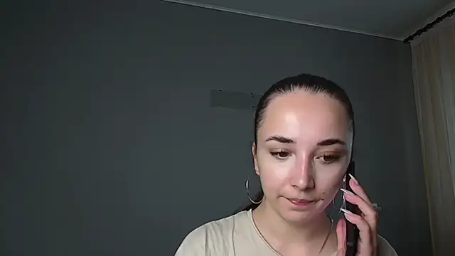 Snapshot of Eva_Gloryy chatting on 06-10-26, 12:59 Eva Gloryy online show from 06-10-26, 12:59