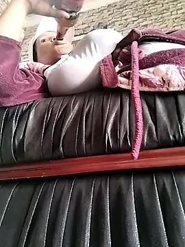 bubblendz1988 online show from 10-11-25, 10:47