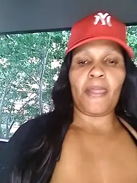 bubblendz1988 online show from 11-08-25, 03:34