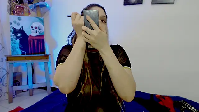 sharonnleon online show from 10-21-25, 09:26