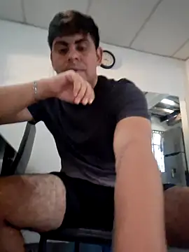 salvadoreanhot online show from 01-16-25, 10:44