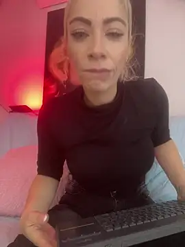 viktoria davis  online show from 06-07-26, 12:04