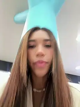 zoe storm online show from 01-30-25, 07:37