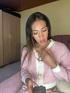 zoe storm online show from 04-20-26, 10:44