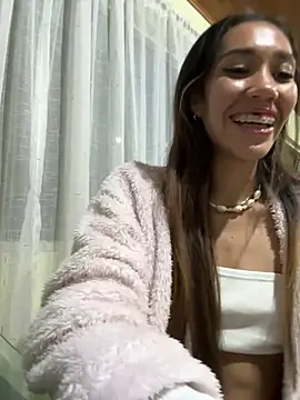 zoe storm online show from 06-04-26, 12:49