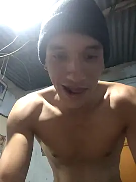 Snapshot of pitochu112 chatting on 03-12-26, 04:40 pitochu112 online show from 03-12-26, 04:40