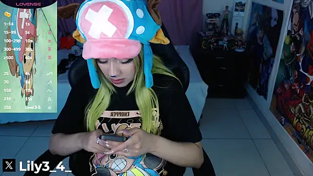 lily3 4 online show from 04-28-26, 07:35