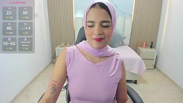 Zulema hamdi online show from 04-04-26, 11:51