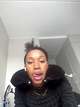 Snapshot of Go_Meg chatting on 12-01-25, 06:07 Go Meg online show from 12-01-25, 06:07