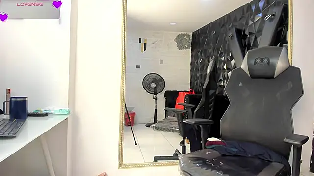 DalayMoore online show from 06-05-26, 10:04