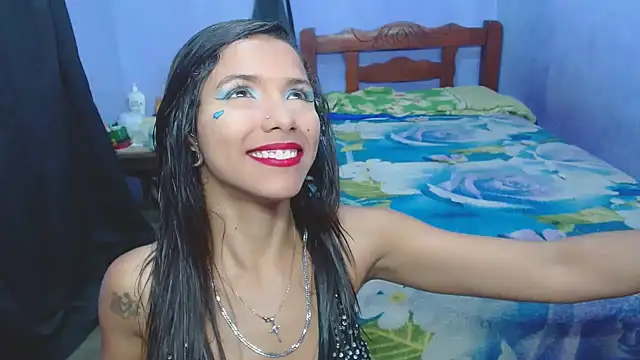 Snapshot of Stephanie69ryanhot chatting on 03-08-25, 03:45 Stephanie69ryanhot online show from 03-08-25, 03:45