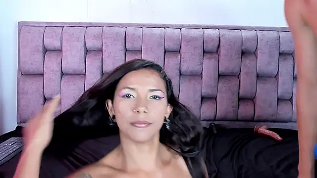 Snapshot of Stephanie69ryanhot chatting on 11-26-25, 03:35 Stephanie69ryanhot online show from 11-26-25, 03:35