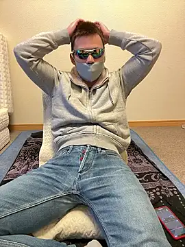 ki--kun online show from 03-25-26, 08:09