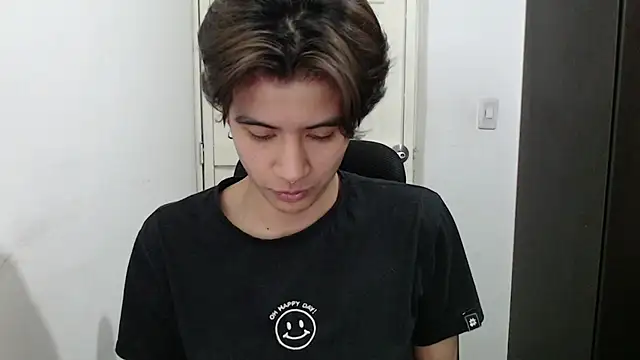 Snapshot of Dha_lia0 chatting on 01-23-25, 06:28 Dha lia0 online show from 01-23-25, 06:28